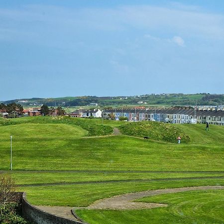 5 Dunluce Park - Portrush By The Sea Appartement Buitenkant foto