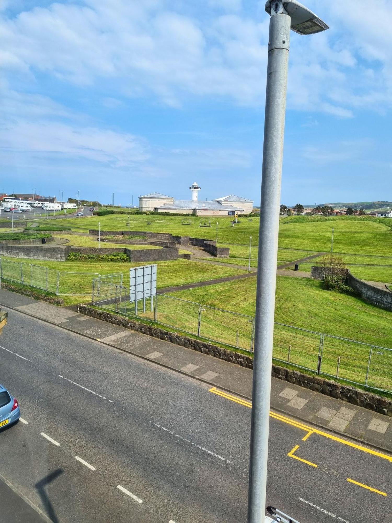 5 Dunluce Park - Portrush By The Sea Appartement Buitenkant foto