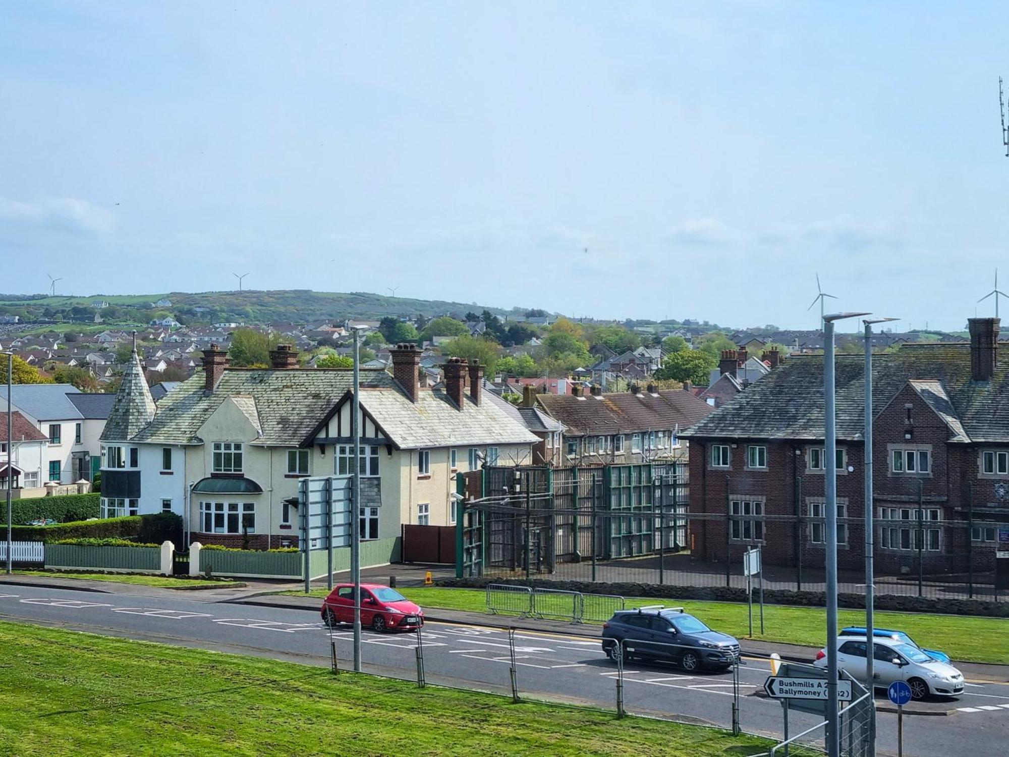 5 Dunluce Park - Portrush By The Sea Appartement Buitenkant foto