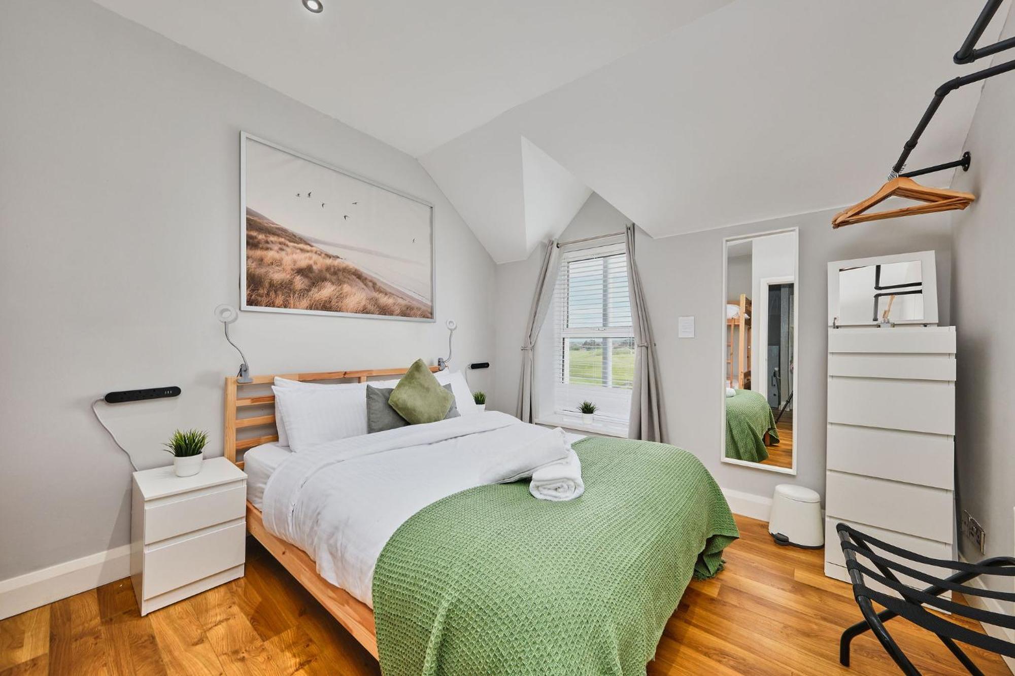 5 Dunluce Park - Portrush By The Sea Appartement Buitenkant foto